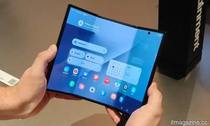 The Galaxy Z TriFold is making a return to Samsung stores, possibly for the final time.