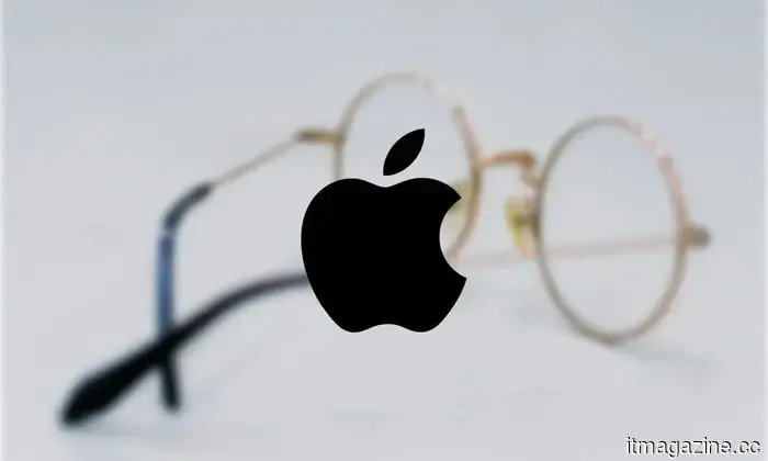 Apple's new smart glasses may enable control through hand gestures.
