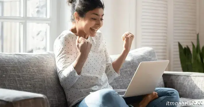 Самая простая смена интернета: получите до 300 долларов обратно с домашним 5G-интернетом T-Mobile.