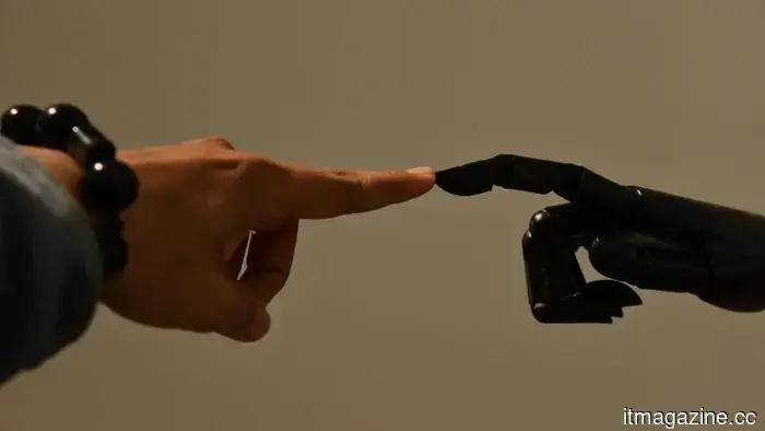 Anthropic has received investment proposals at a valuation of $800 billion.