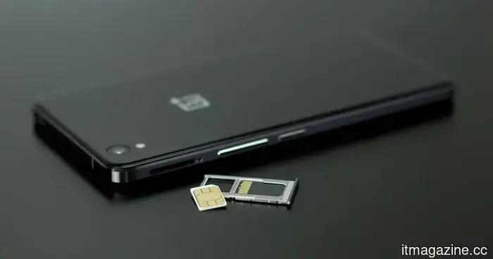 The memory crisis could lead to the return of expandable storage in smartphones.