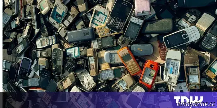How robotics could transform electronic waste into a technological treasure.