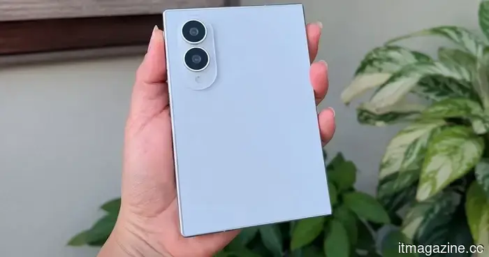 Los casos filtrados nos dan la mirada más clara hasta ahora a los próximos dispositivos plegables de Samsung.