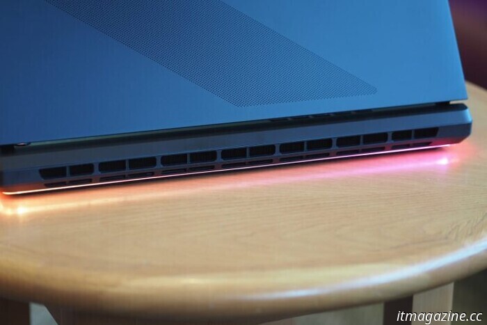 Revisión de Asus ROG Strix SCAR 18 (2025): luciendo genial y jugando igual de bien