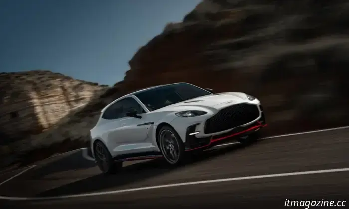 Aston Martin DBX S - самый мощный внедорожник в мире, если не считать электромобилей