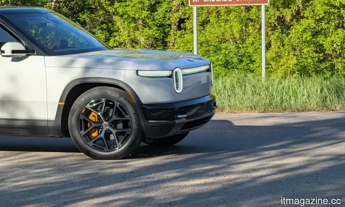 First drive of the Rivian R2: A mid-sized electric vehicle that exceeds expectations for its price range.