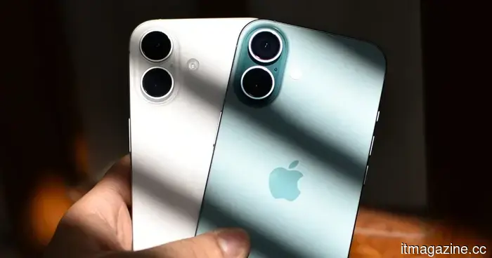 The standard iPhone 18 might not include two significant Siri AI functionalities.