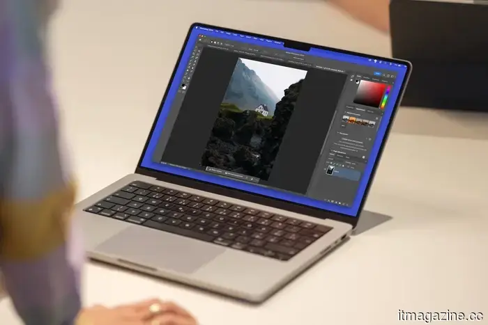 Открытый GIMP с новым интерфейсом придаёт ему знакомый вид Photoshop без высокой платы.