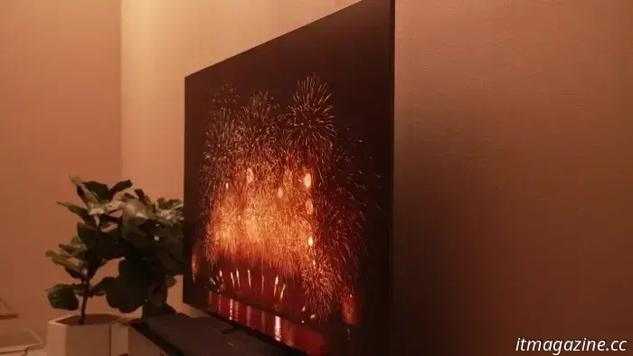 Samsung S95F OLED first look: eccezionalmente luminoso e in lizza per il miglior tv dell'anno