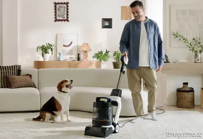 El Carpet ONE Cruiser de Tineco tiene un 30% de descuento y prácticamente se desliza por sí solo.