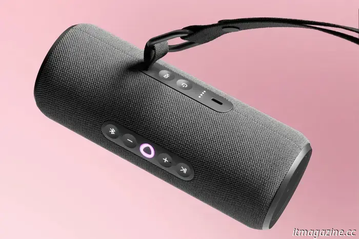 Yandex introduced the first portable speaker with Alice — Station Street