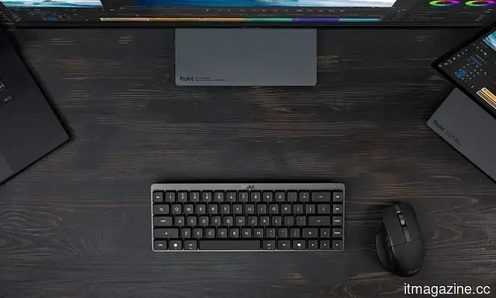 ASUS espande la sua linea ProArt con una tastiera compatta e un mouse intelligente per creatori.