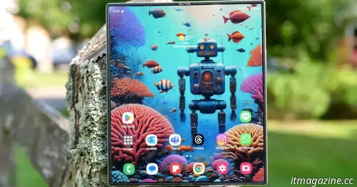 Samsung One UI 7 ha finalmente iniziato a colpire Galaxy Z Fold 6 e Flip 6 portatili