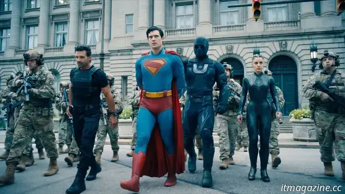 Superman alle prese con le sue scelte e azioni in emotional trailer