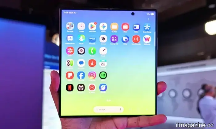 Pixel 11 Pro Fold vs. Galaxy Z Fold 8 Ultra: Google juega a lo seguro, Samsung va con todo