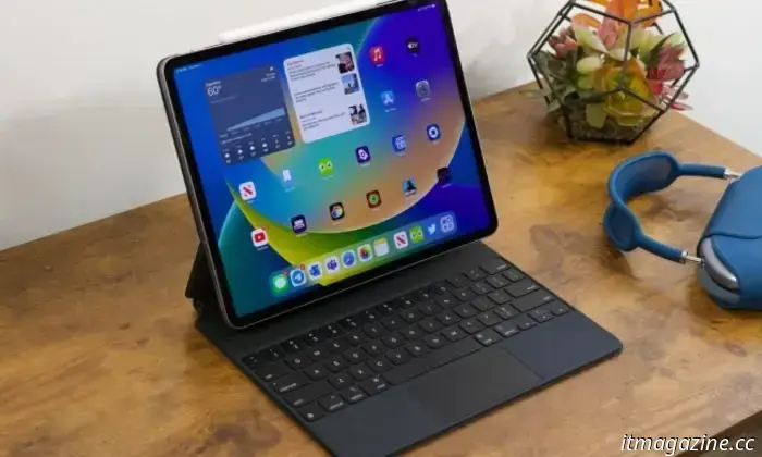 The rumored foldable iPad from Apple might make significant progress in concealing the screen island.