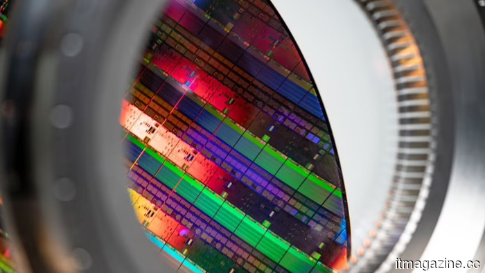 ASML intends to increase the production speed of its EUV machines by 30% due to the demand for AI exceeding its manufacturing capabilities.