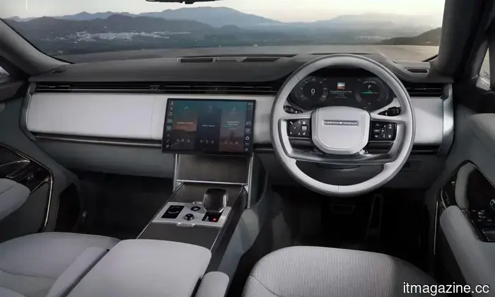 La Range Rover Elettrica arriva con 543cv, un'autonomia di 600km e un prezzo di partenza da luna.