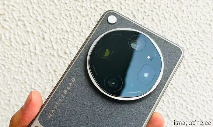 The upcoming Oppo flagship may enhance your selfies with a 100-megapixel front-facing camera.