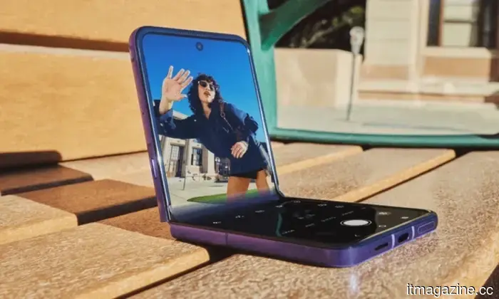 El Razr Fold de Motorola es oficial, y tiene un precio $100 menos que el Galaxy Z Fold 7.