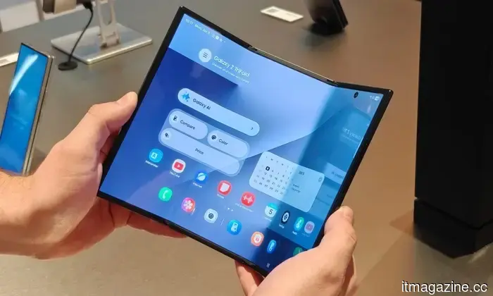 Забудьте о складывании дважды. Следующий большой экранный телефон Samsung может просто открываться слайдом.