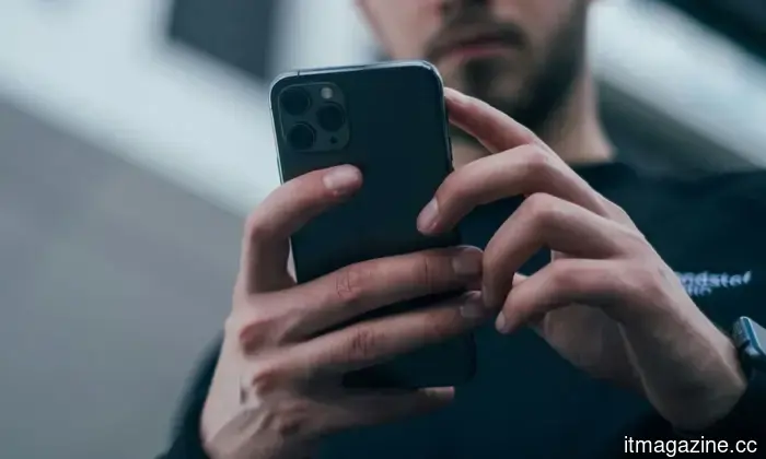 It's really warm outside, but please refrain from placing your heated phones in the refrigerator.