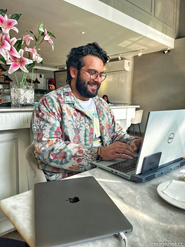 This PS5 Digital Edition offer reduces the price to $399.99 (a savings of $100), regardless of the Fortnite bundle.