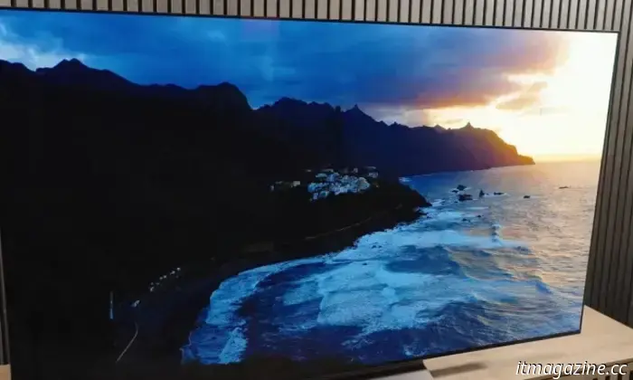 Questo TV da gioco OLED da 42 pollici di Samsung ha un bel sconto