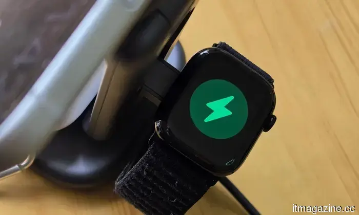 Satechi 3-in-1 Foldable Wireless Charging Stand Qi2 Review: Quick, compact, and my new go-to device