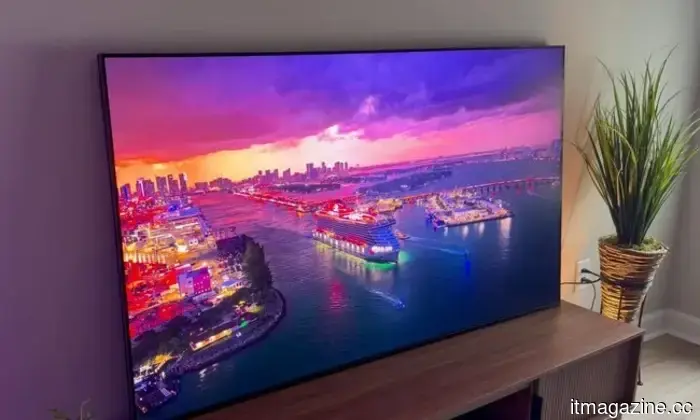 La barra de sonido ROG de ASUS de $600 te permite hablar mal sin auriculares, y finalmente está en EE. UU.