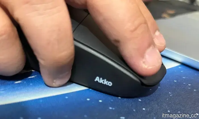 Akko Dash V9 Ultra review: I tried out this extremely lightweight gaming mouse, and it also made my work easier.
