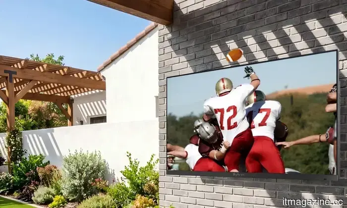 This Prime Day, Sylvox is providing discounts of up to 28% on its frameless outdoor televisions.
