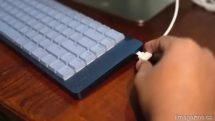 Lofree Flow 2 review: This keyboard made me feel like I was typing faster, but it also challenged my patience.