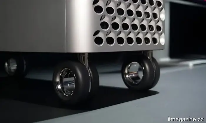 The cheese-grater Mac Pro is discontinued, but Apple will still offer you a previous model.