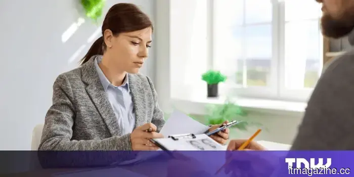 La Gen Z sta utilizzando l'IA nei colloqui di lavoro mentre la disoccupazione tra i laureati aumenta.