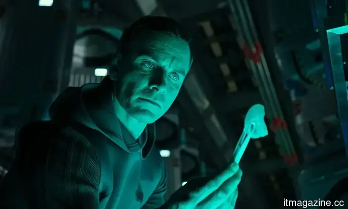 Ridley Scott confirma que la próxima película de Alien se centrará en el personaje de Michael Fassbender, David.