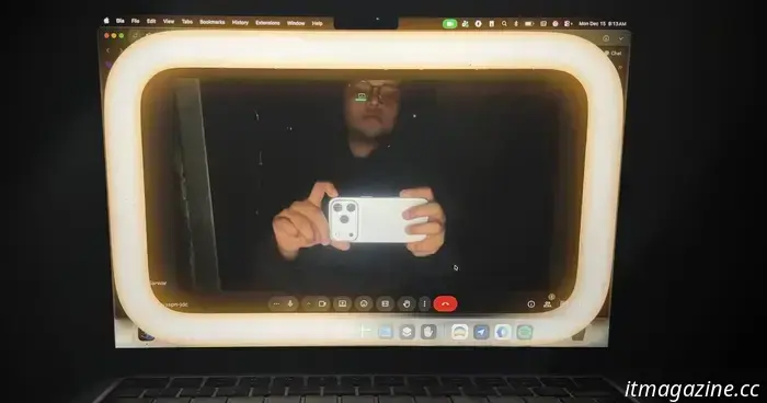 macOS 26.2 creates a light effect on Macs, which completely took me by surprise in total darkness.