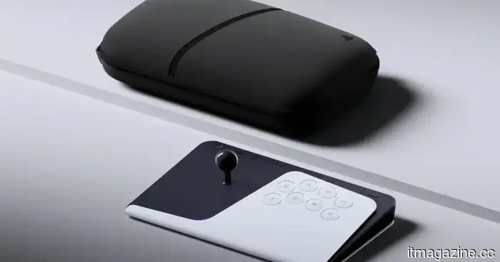 Il fight stick FlexStrike di Sony e il monitor da gioco con gancio di ricarica saranno finalmente in vendita a giugno.