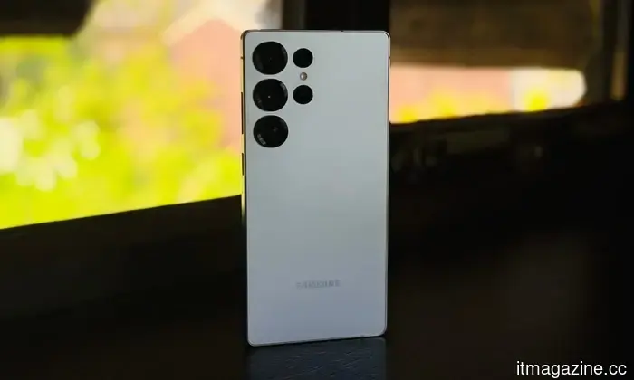 Samsung provided Galaxy S25 users with One UI 8.5, but left out the most sought-after features.