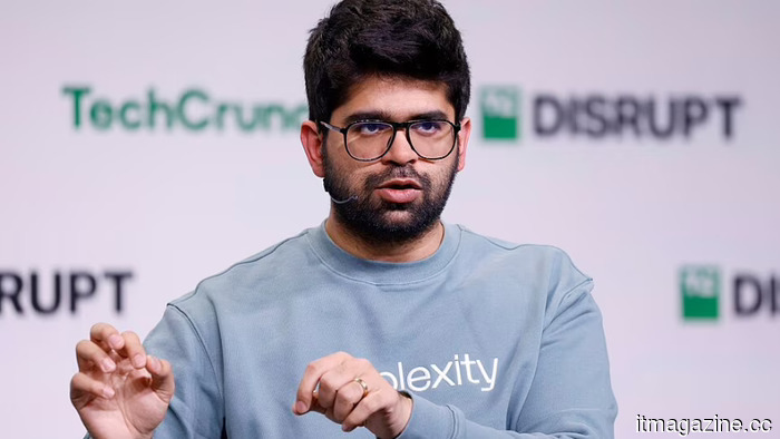 Perplexity maintains its plan for an IPO in 2028 as OpenAI and Anthropic submit their filings.