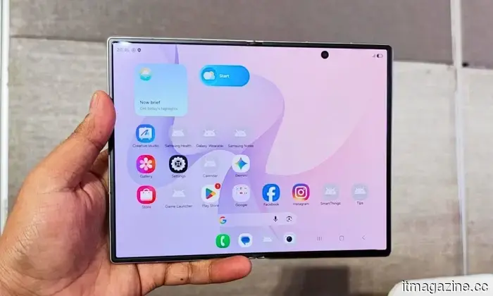 Samsung might eliminate the foldable crease next year and also enhance the screen's durability in the process.
