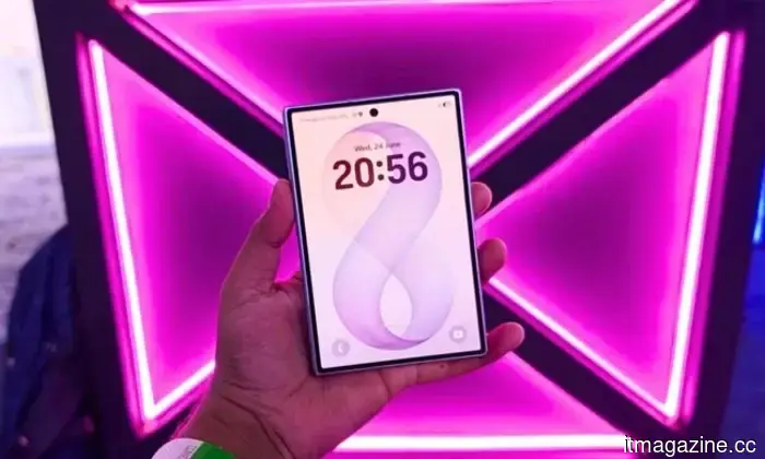 Tecno unveils a stunning bezel-less concept phone that is incredibly impressive.