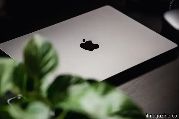 The innovative privacy display from the Samsung Galaxy S26 Ultra may be incorporated into the upcoming MacBook Pro.
