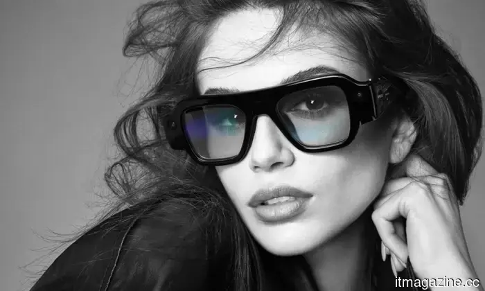 Snap has unveiled its SPECS AR glasses, which surprisingly have a stylish design and come with a high price tag.