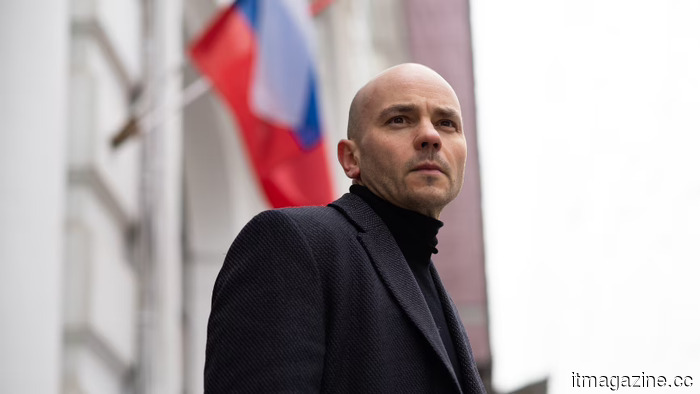 Russia accessed an activist's iPhone using Cellebrite, months after the company stated it had withdrawn.