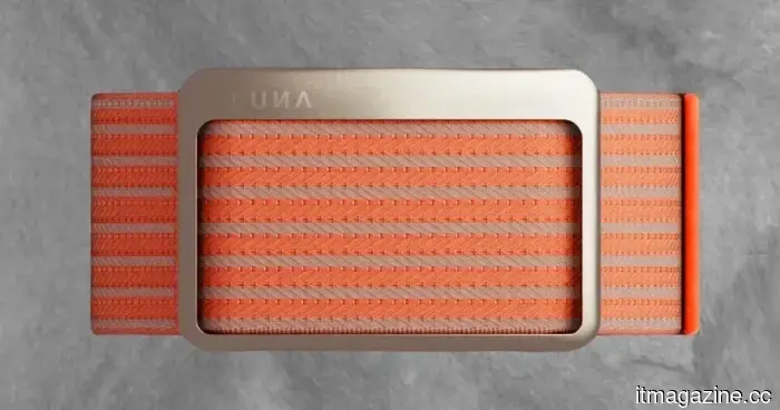 Luna sta scommettendo che sei stanco degli abbonamenti per il fitness e offre il suo braccialetto senza schermo come soluzione.