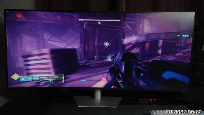Review of the Dell UltraSharp 52 Thunderbolt Hub Monitor: A complete workstation within one display.