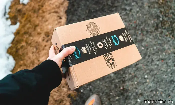 Amazon, affected by the war, is introducing a fuel surcharge that may increase your shopping costs.