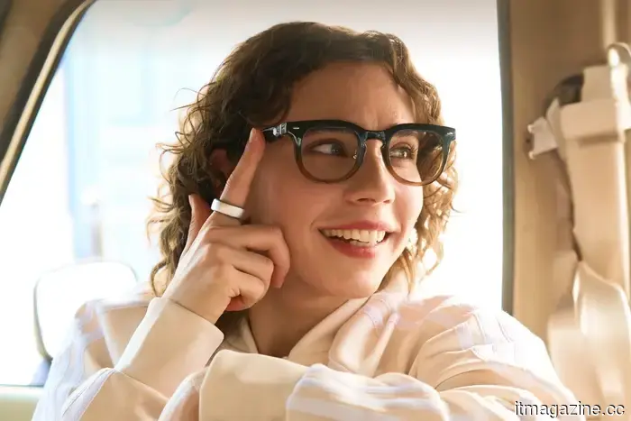 Smart glasses have made a comeback, and this time they’re attempting to appear ordinary.