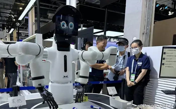 From vintage streets and robot manufacturing to robot boxing, WAIC 2025 showcases the newest advancements in robotics technology from China.